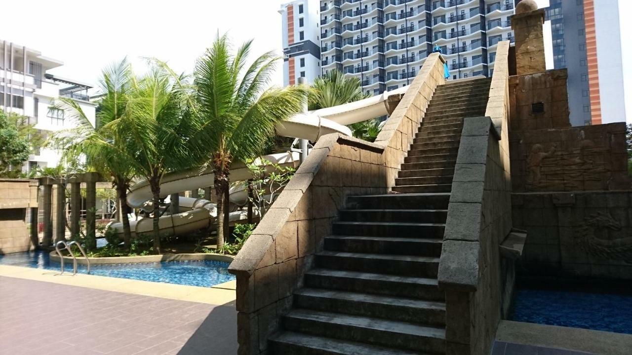 Cozy Swiss Garden Beach Resort Residence Kampung Sungai Karang Экстерьер фото