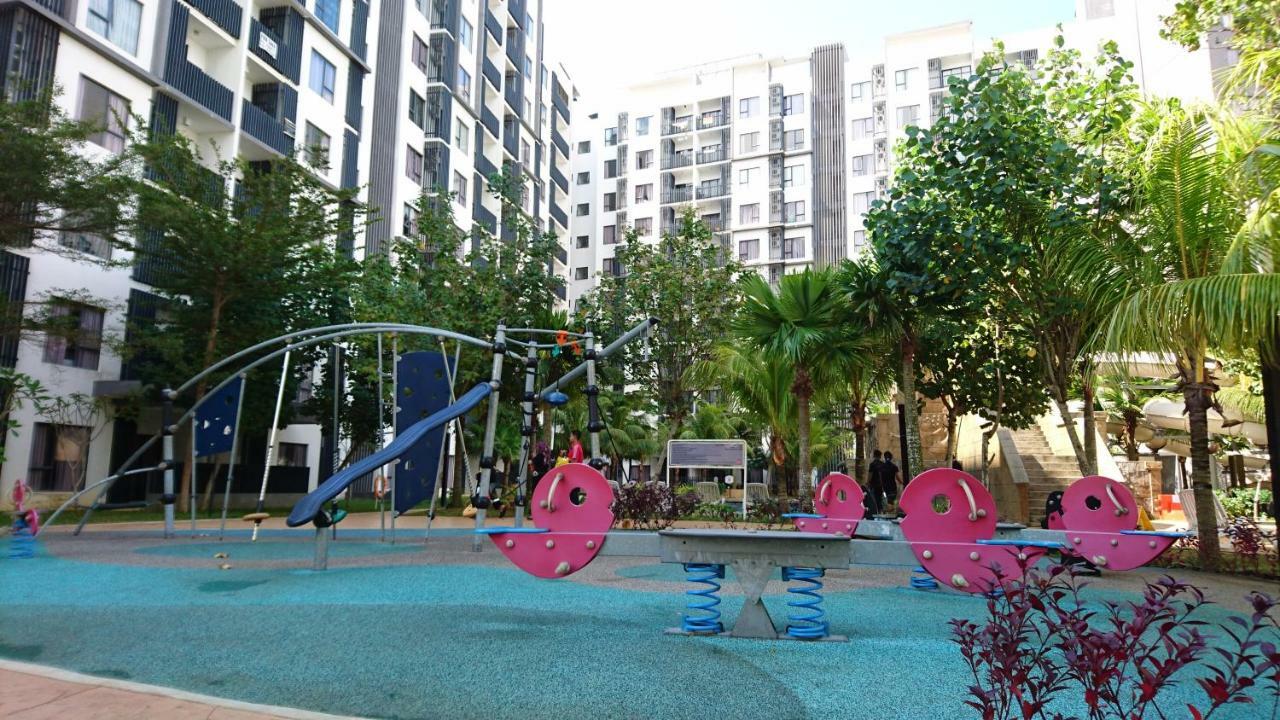 Cozy Swiss Garden Beach Resort Residence Kampung Sungai Karang Экстерьер фото